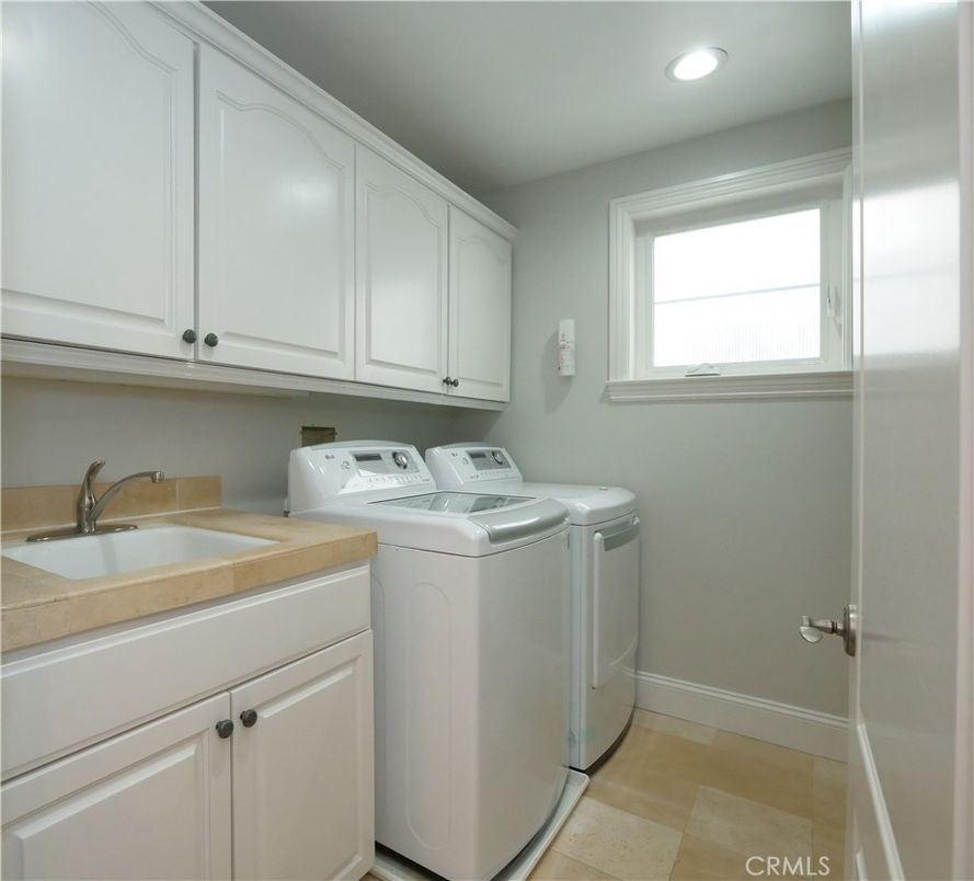 Interior, Recessed Lighting, Washer