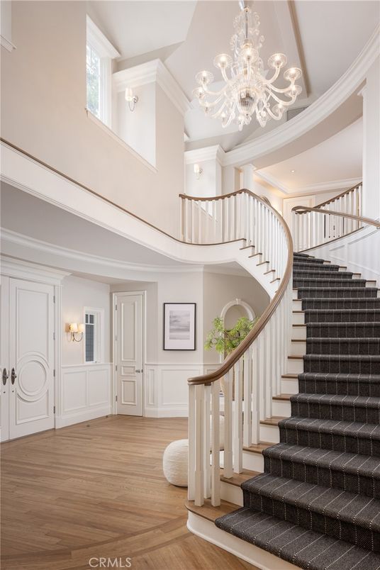 Chandelier, Interior, Wood Texture Flooring
