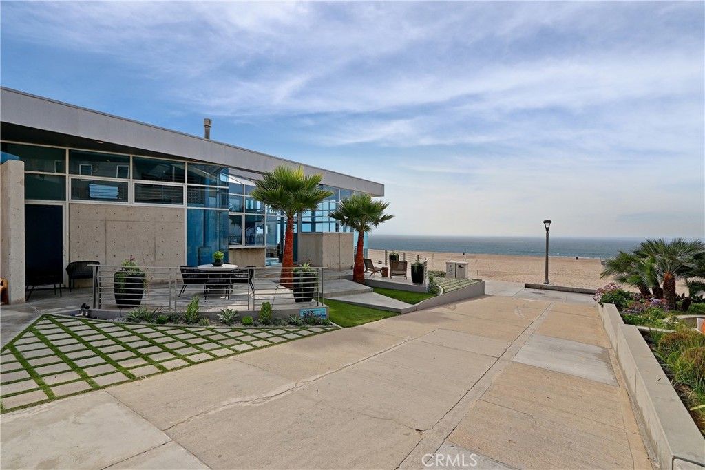 Exterior, Water