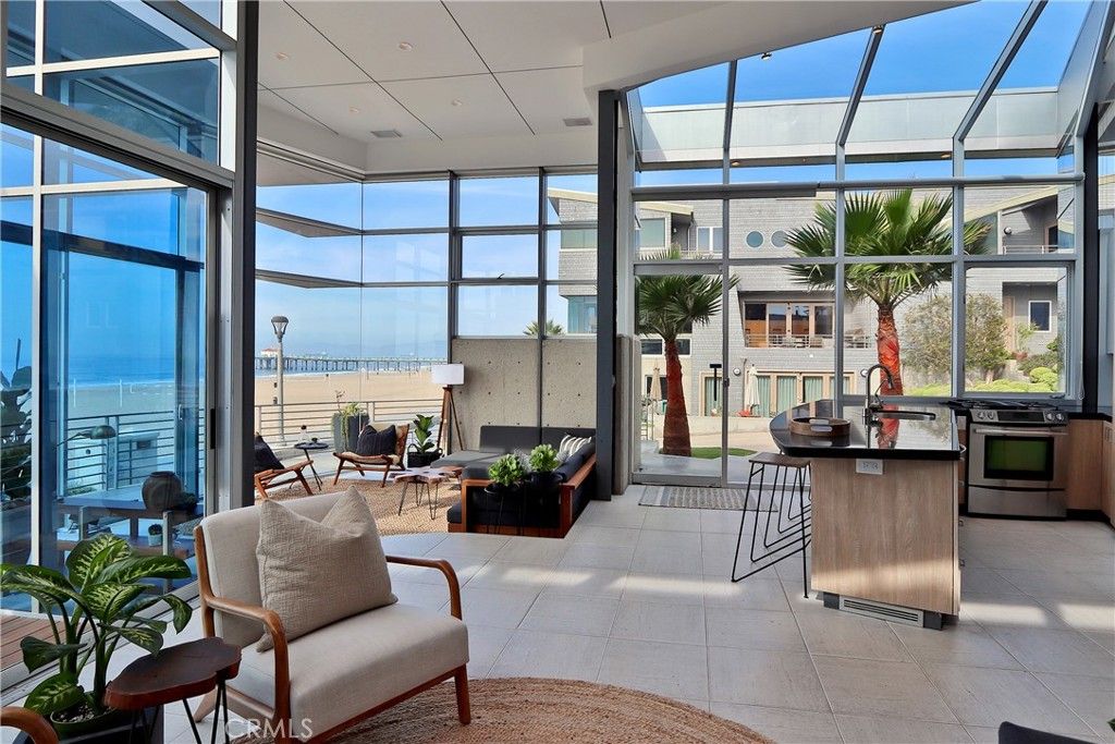 Glass Ceilings, Interior, Sun Room, Water
