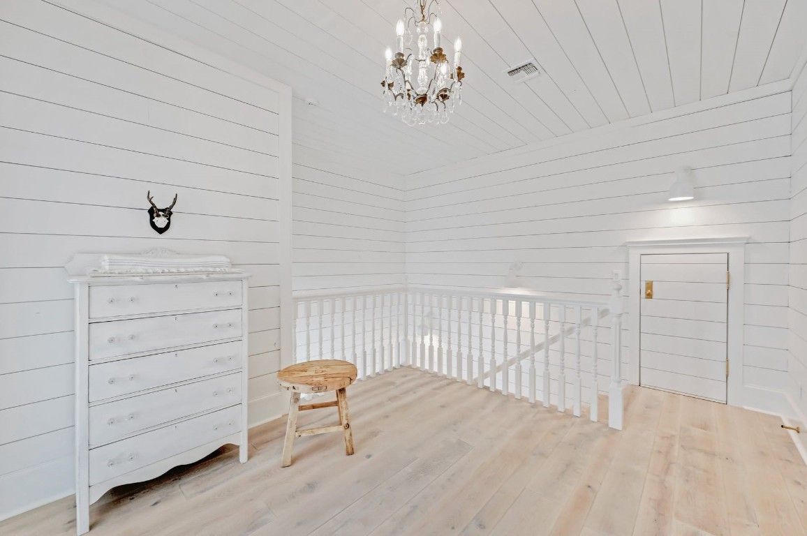 Chandelier, Interior, Wood Texture Flooring