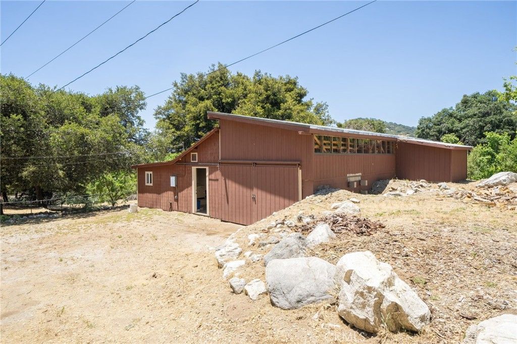 Backyard, Exterior, Hot Tub