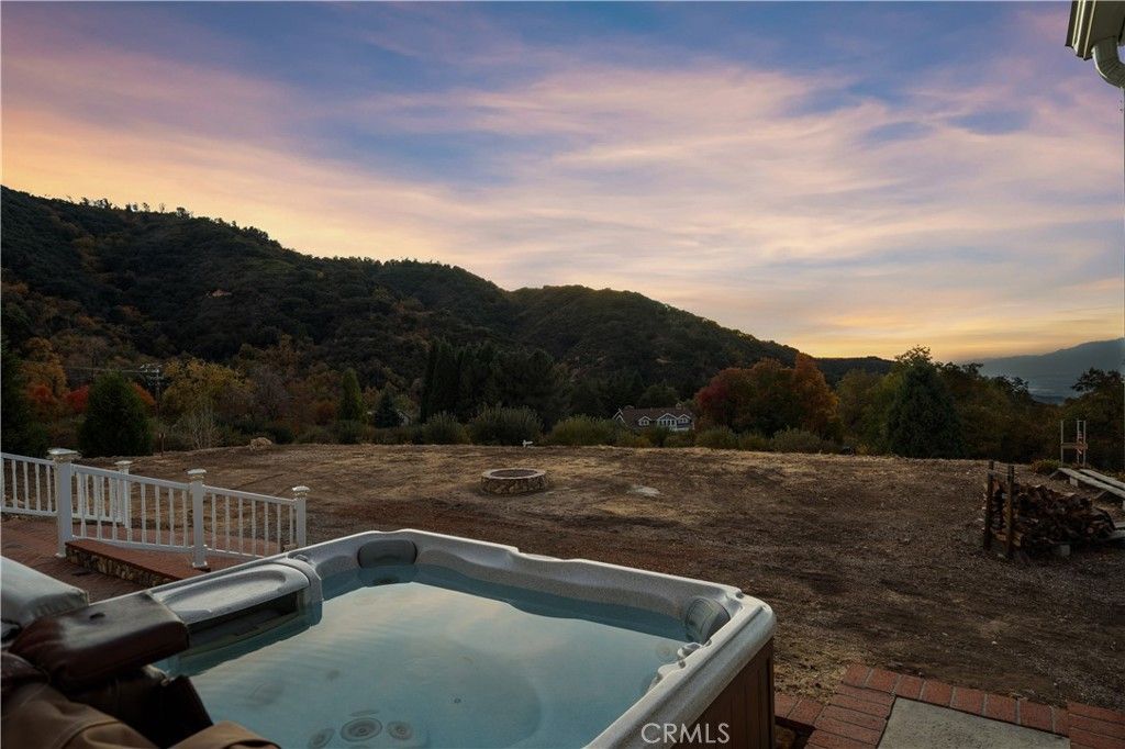 Backyard, Exterior, Hot Tub