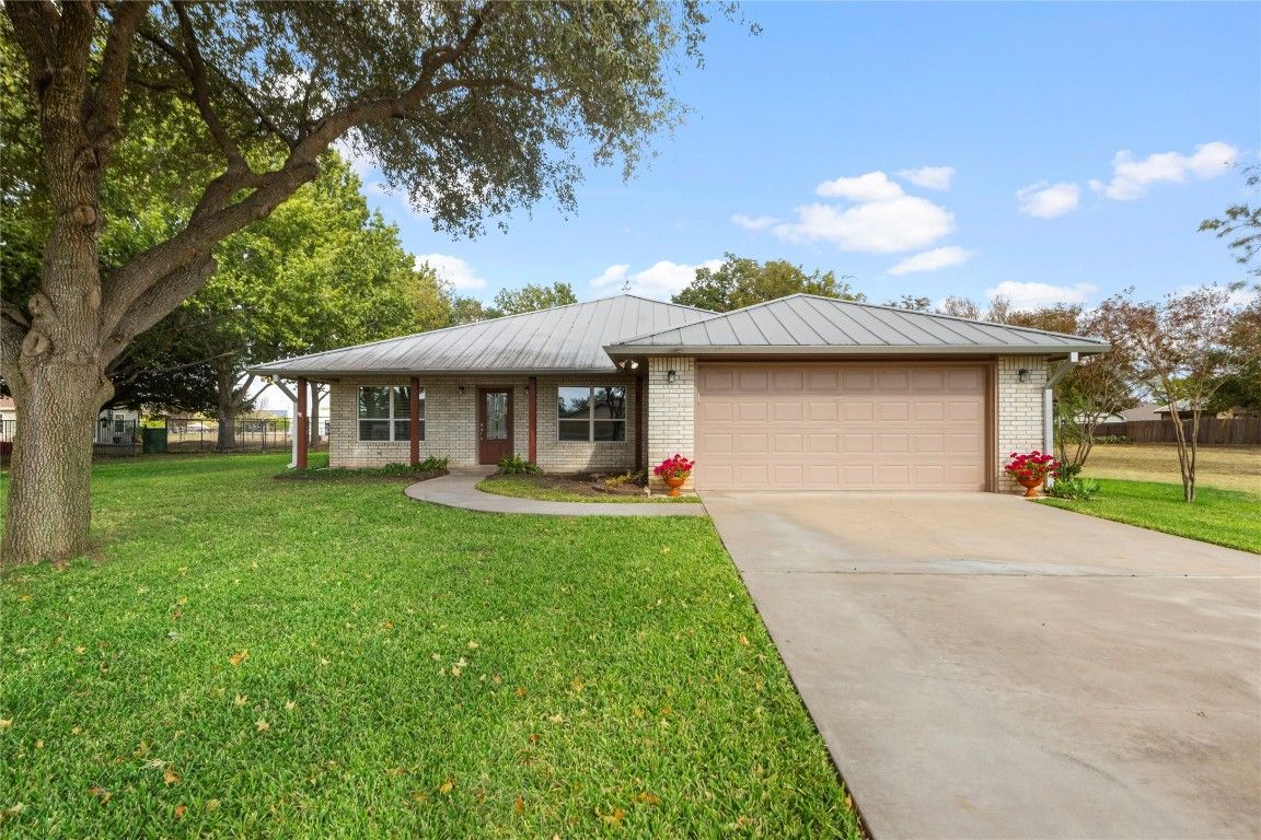 Attached, Backyard, Exterior, Facade, Brick Facade, Ranch