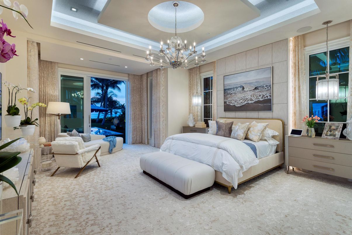 Bedroom, Chandelier, Interior, Pendant Lights, Recessed Lighting