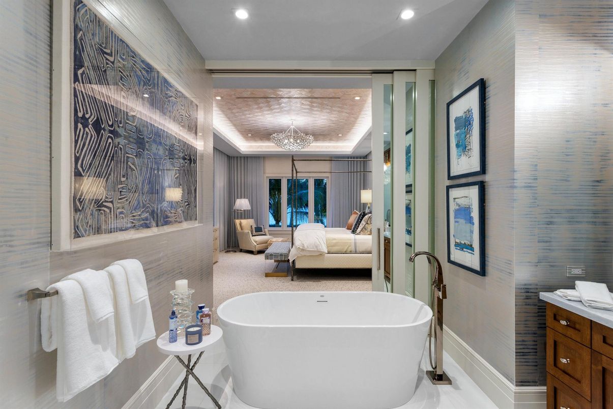 Bathroom, Bedroom, Free Standing Baths, Interior, Recessed Lighting