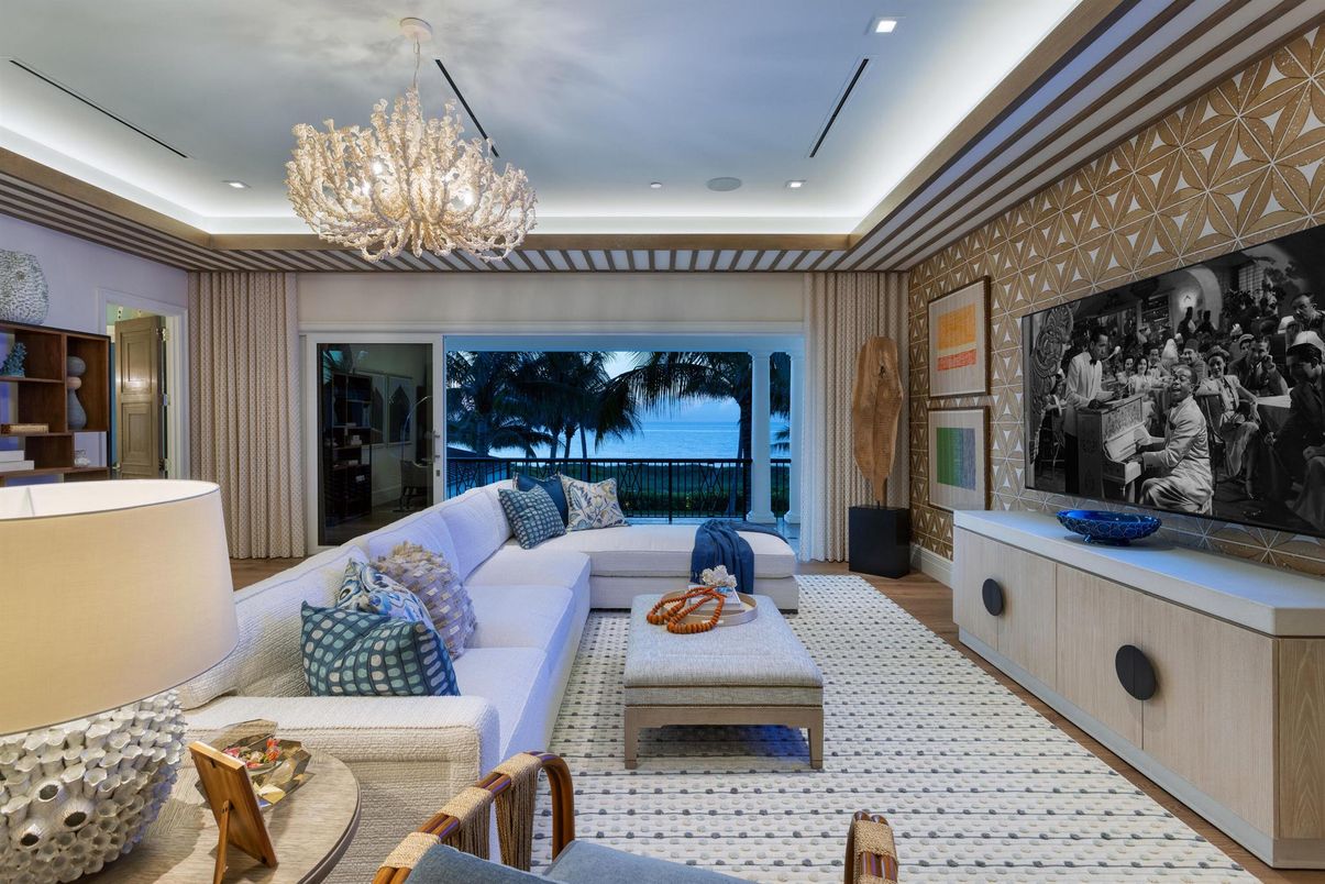 Chandelier, Interior, Living room, Recessed Lighting, Water, Wood Texture Flooring