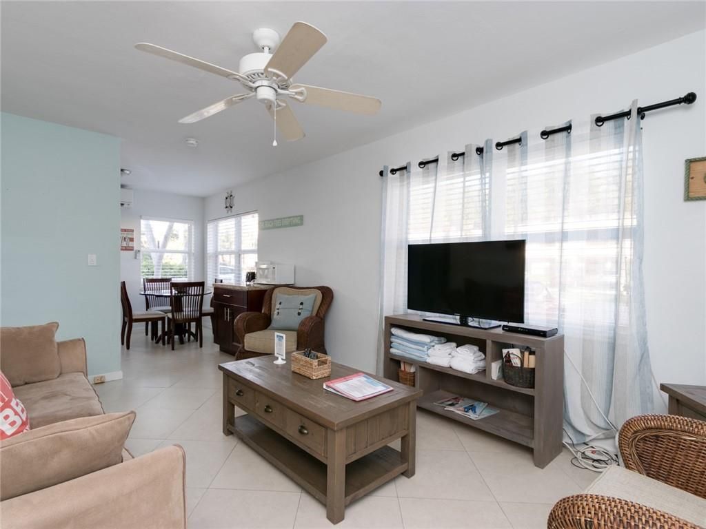 Dining room, Interior, Living room