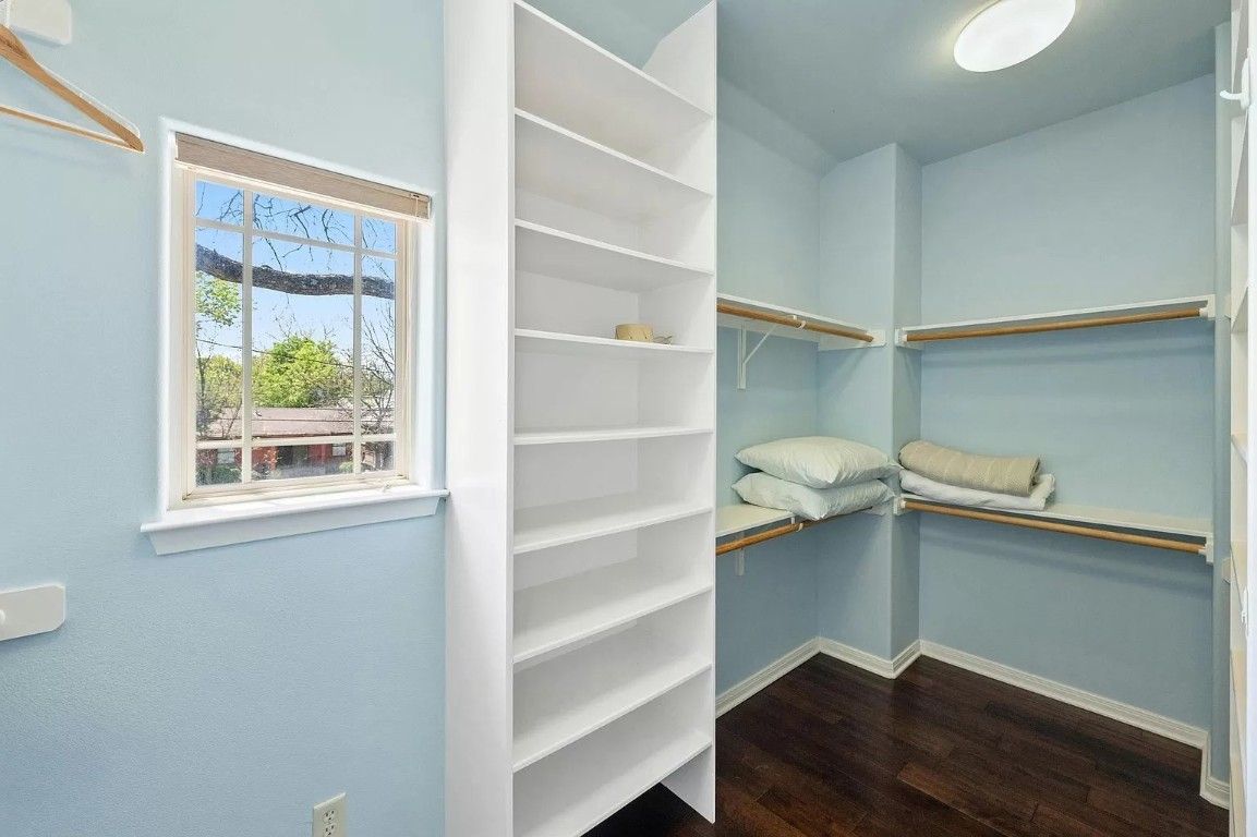 Interior, Walk-in Closets, Wood Texture Flooring