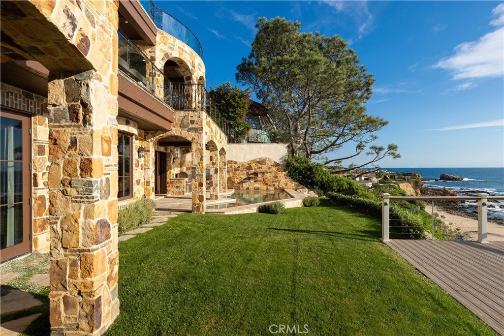 Backyard, Exterior, Water