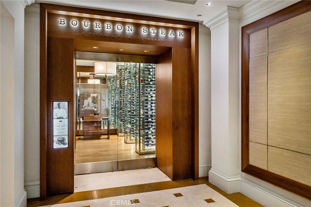 Interior, Pendant Lights, Recessed Lighting, Wine Storage