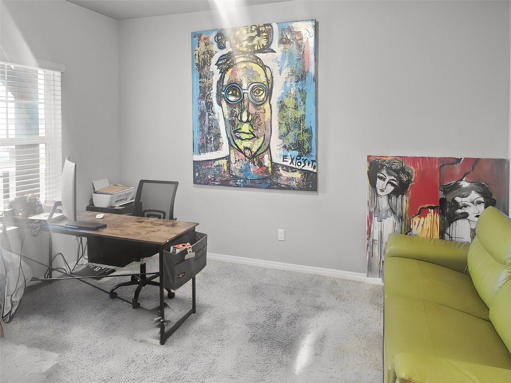 Home Office, Interior