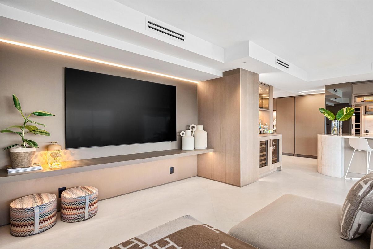 Interior, Recessed Lighting