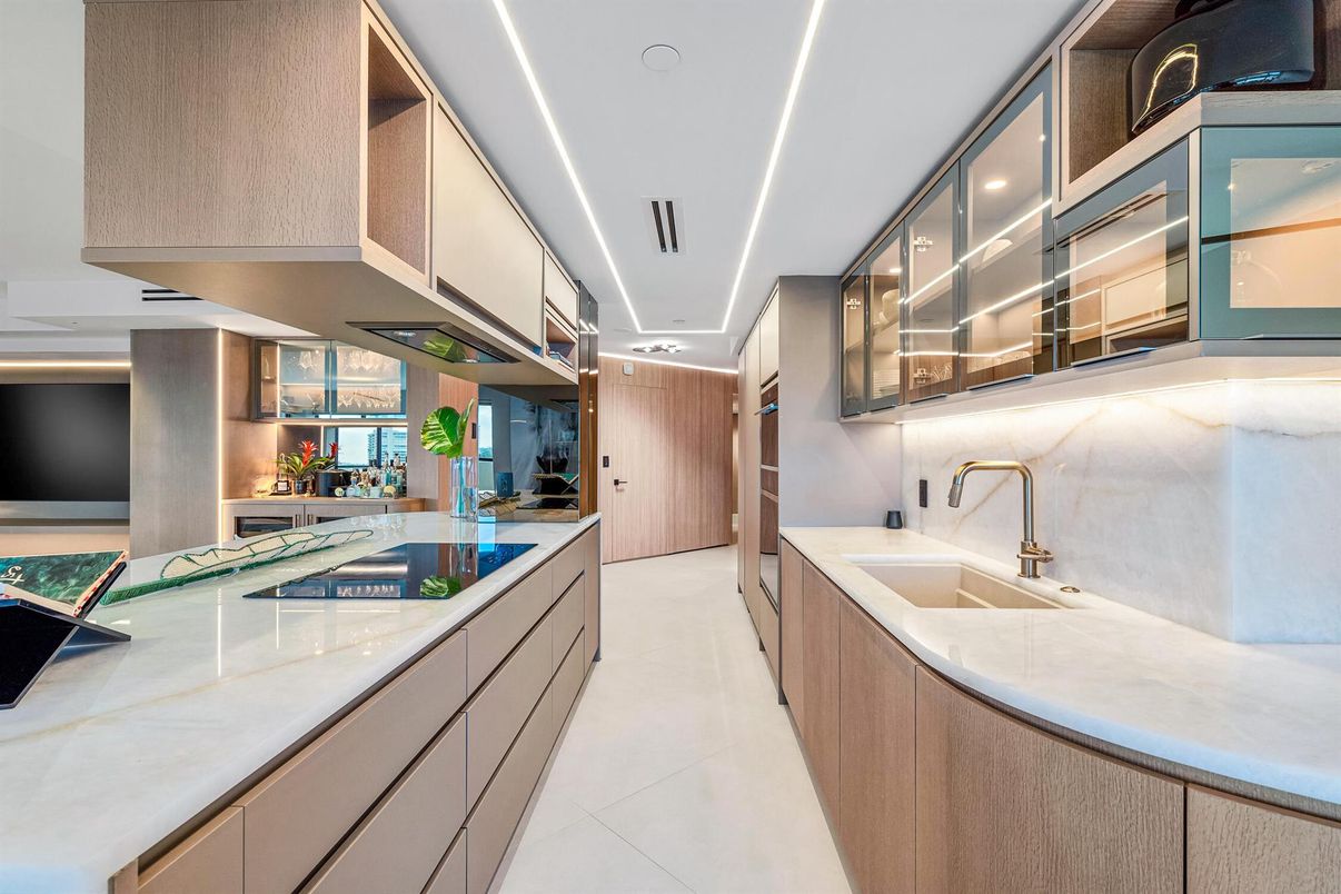 Interior, Kitchen, Recessed Lighting