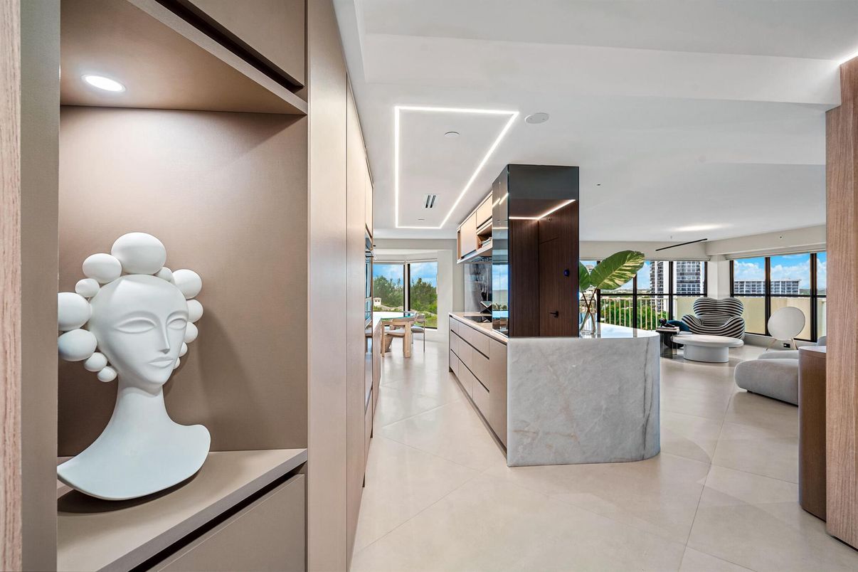 Interior, Recessed Lighting
