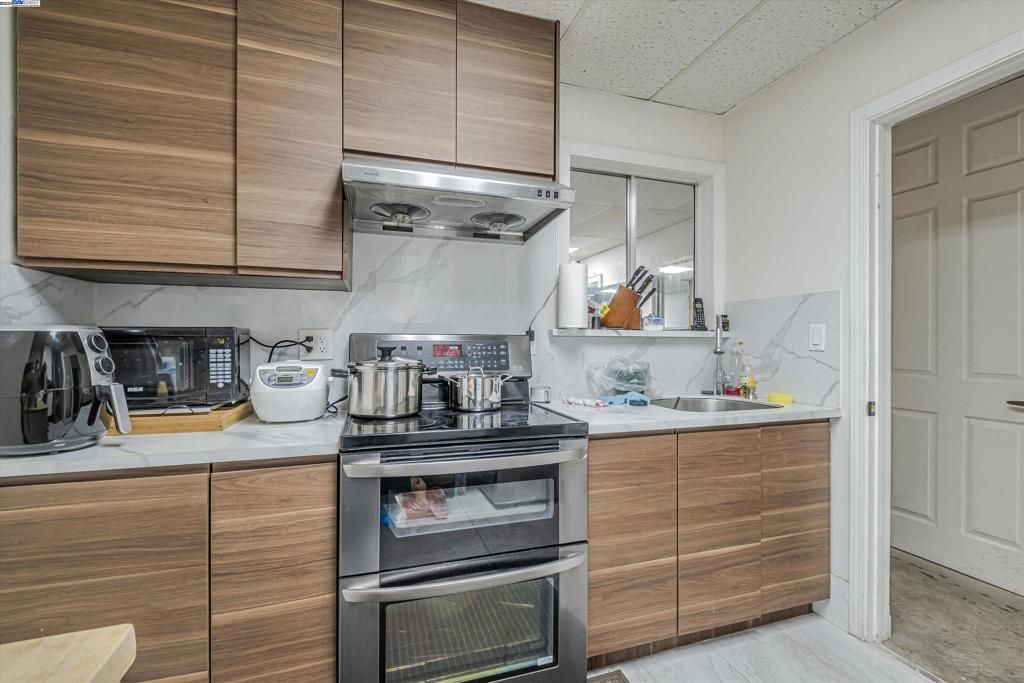 Interior, Kitchen, Marble Walls