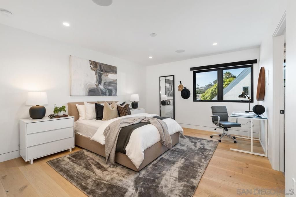 Bedroom, Home Office, Interior, Recessed Lighting, Wood Texture Flooring