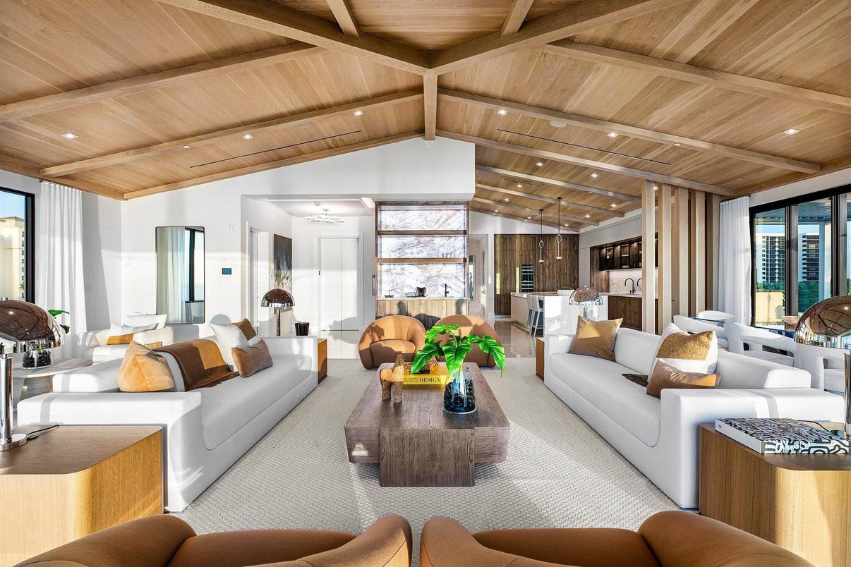 Interior, Living room, Pendant Lights, Recessed Lighting, Wooden Beams, Wooden Ceilings