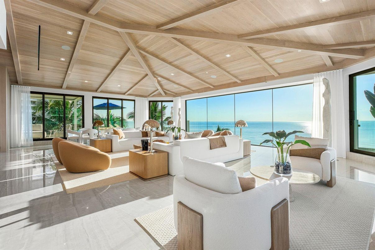 Interior, Living room, Recessed Lighting, Water, Wooden Beams, Wooden Ceilings
