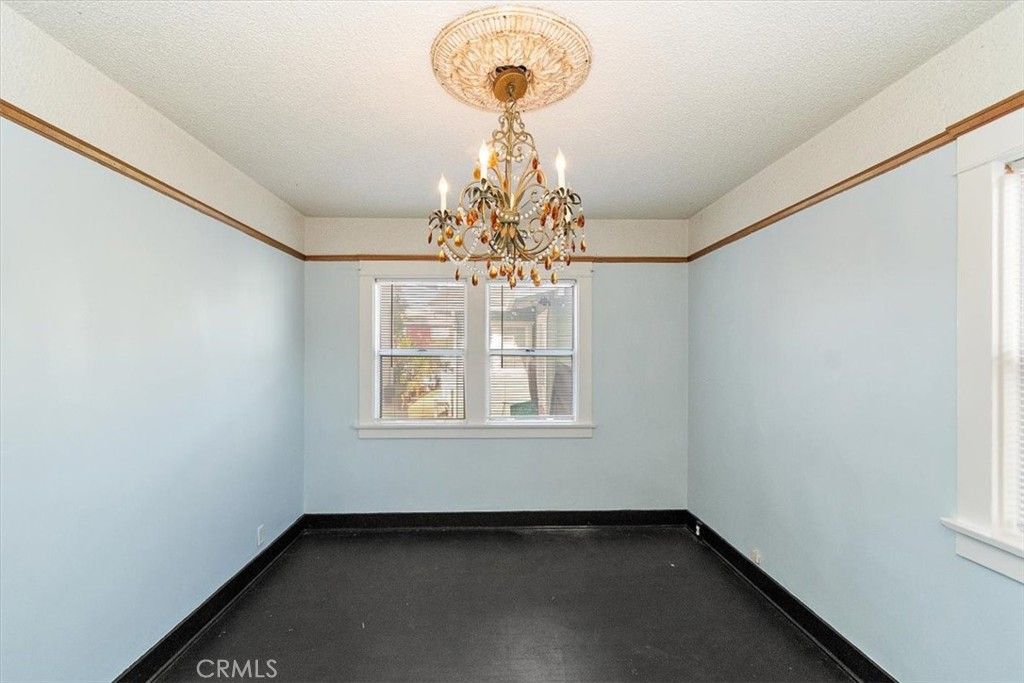 Chandelier, Empty room, Interior
