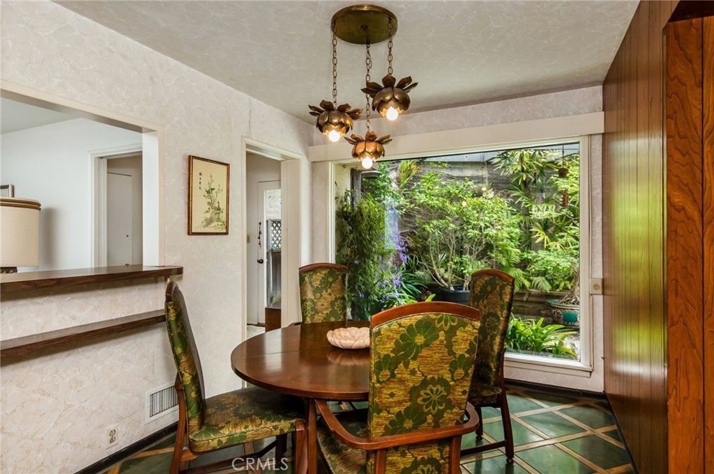 Dining room, Interior, Pendant Lights
