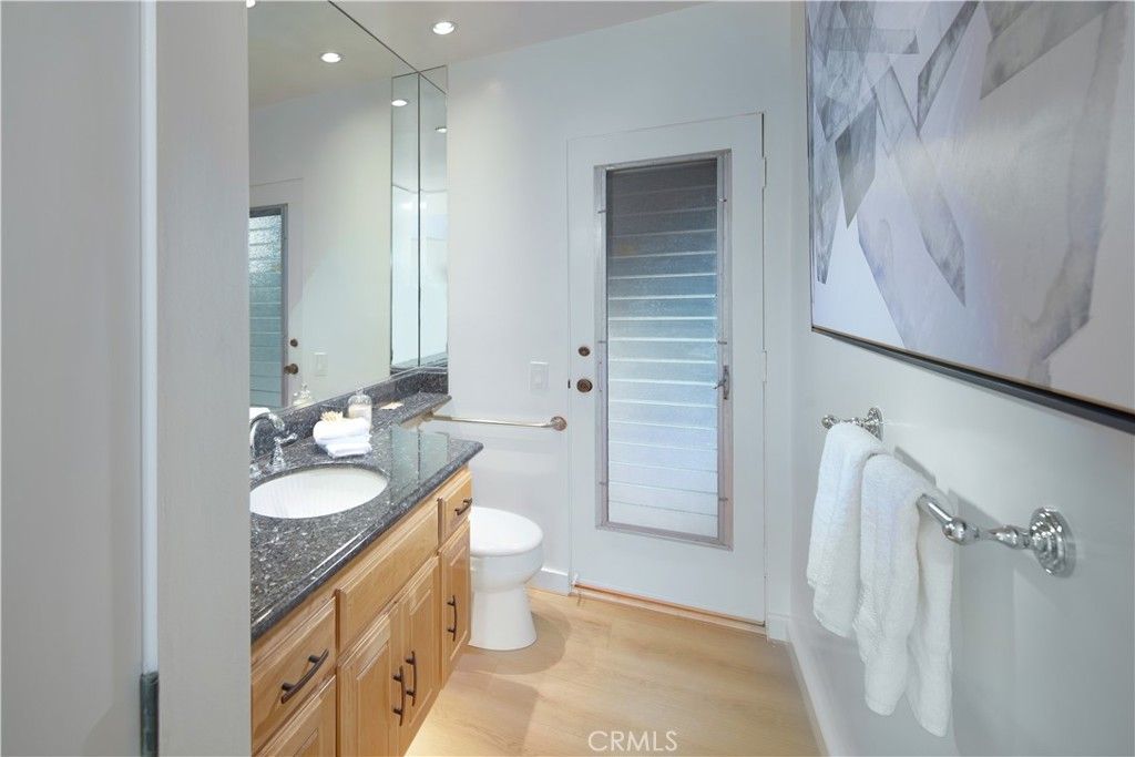 Bathroom, Interior, Recessed Lighting, Wood Texture Flooring