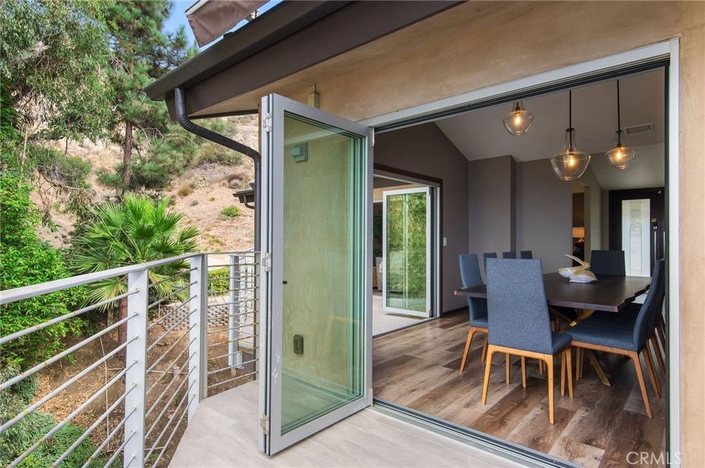 Exterior, Pendant Lights