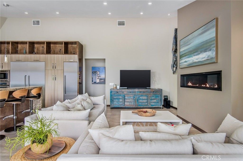Fireplace, Interior, Kitchen, Living room, Recessed Lighting