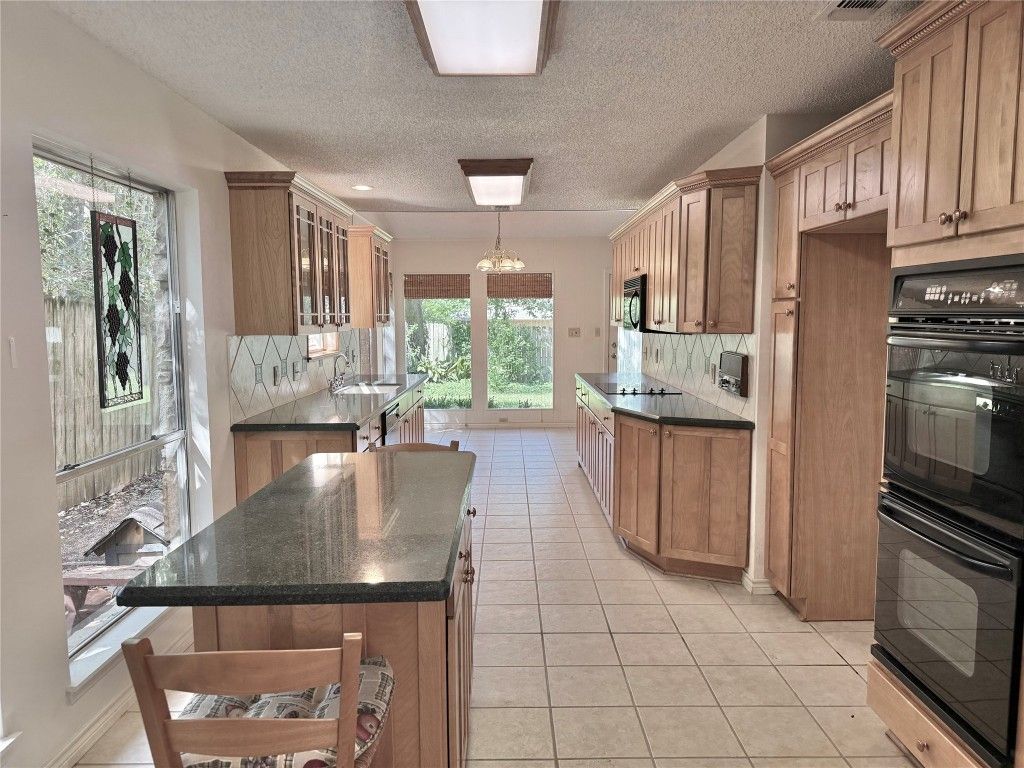 Interior, Kitchen, Pendant Lights, Recessed Lighting