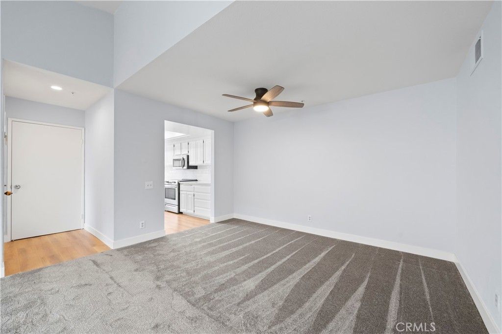Empty room, Interior, Kitchen, Recessed Lighting, Wood Texture Flooring