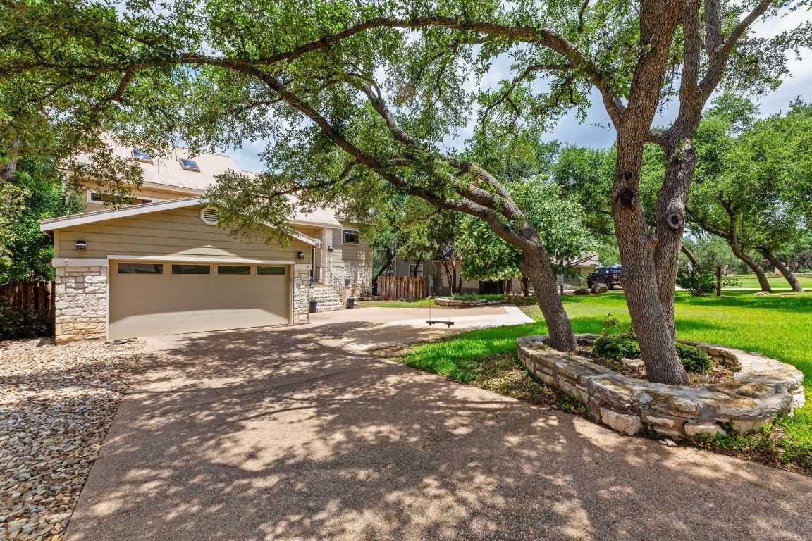 Detached Garage, Exterior