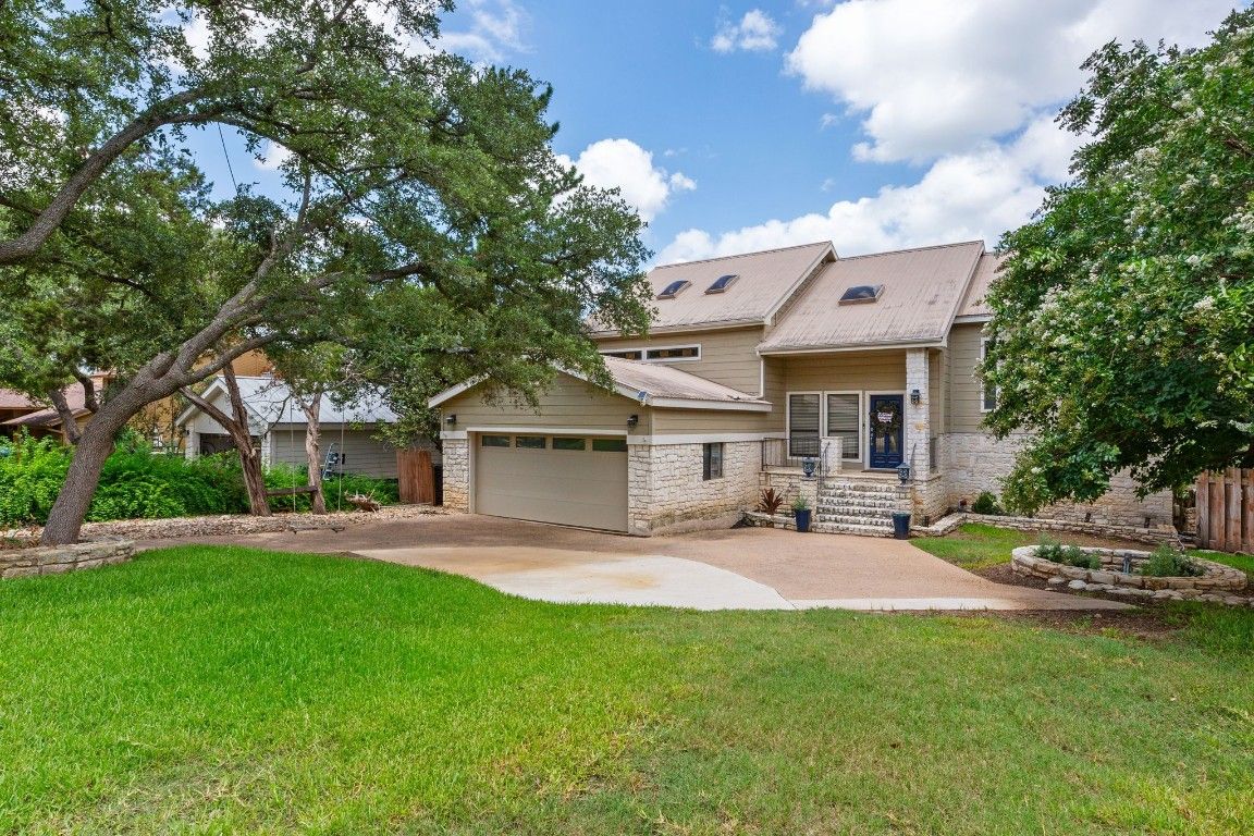 Attached, Backyard, Exterior, Facade, Ranch