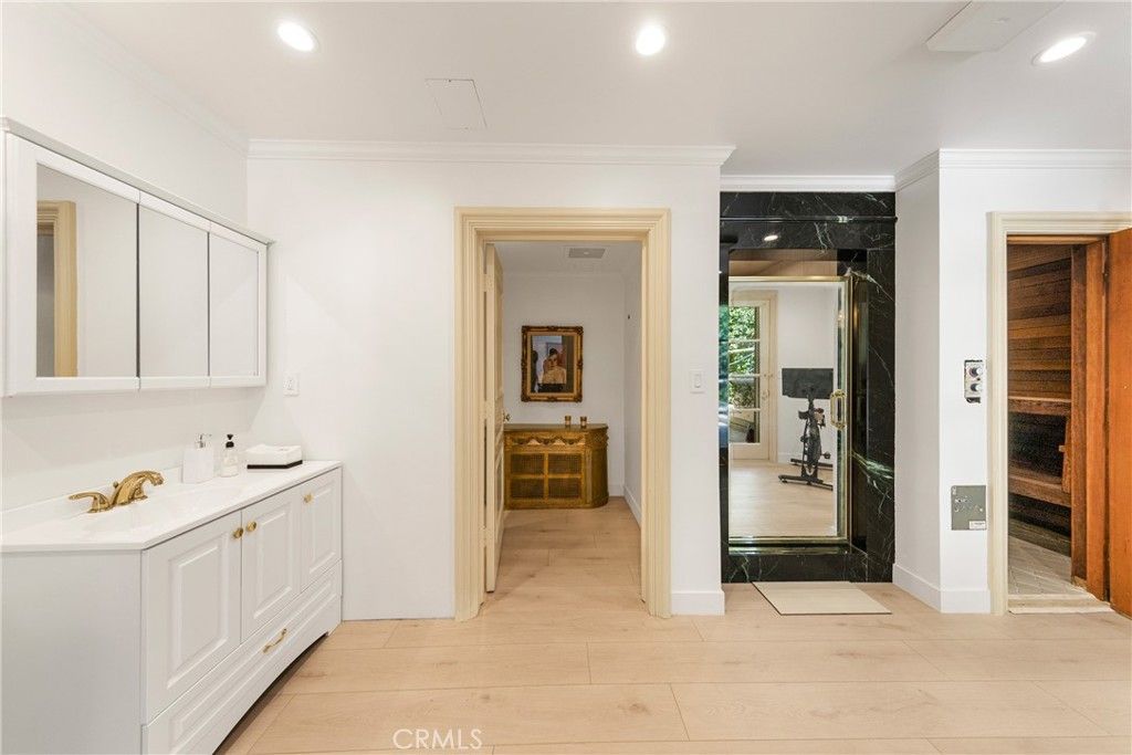 Bathroom, Interior, Marble Walls, Recessed Lighting, Sauna Room