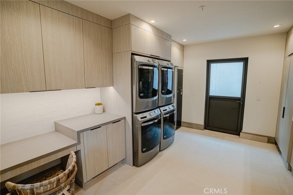 Interior, Recessed Lighting, Washer