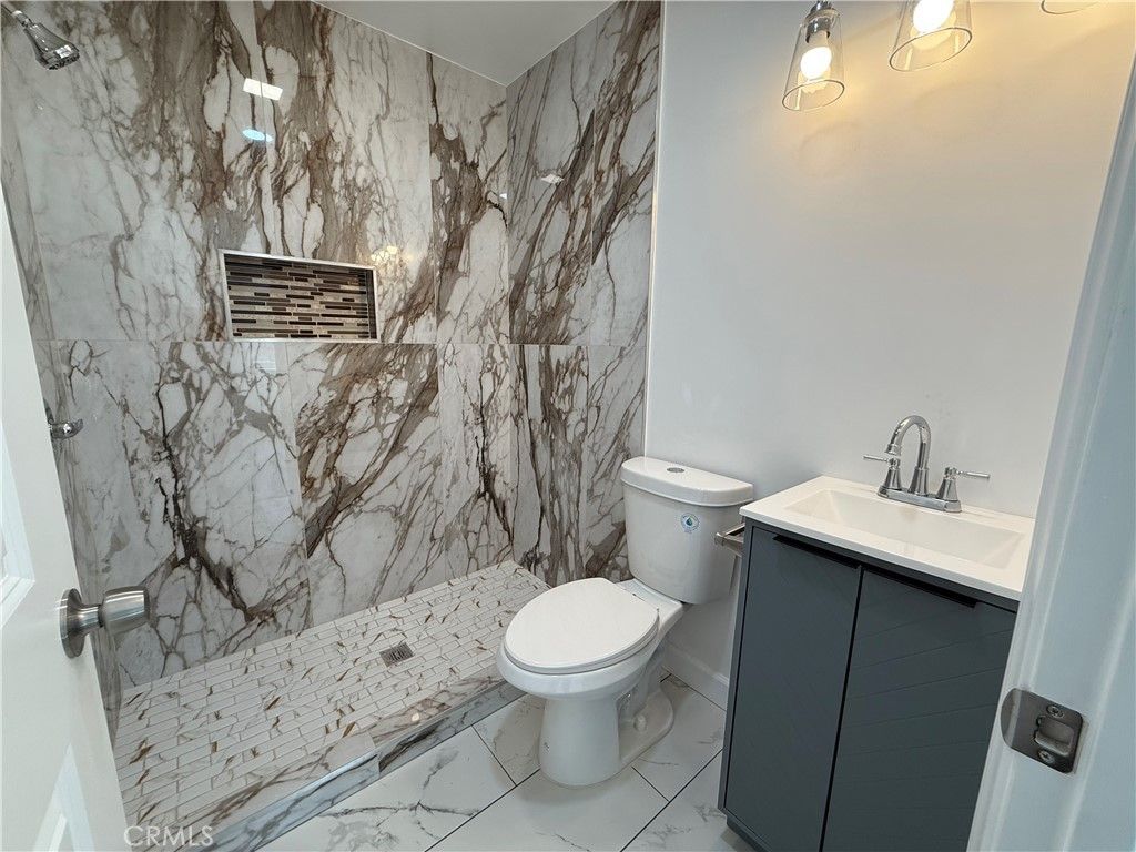 Bathroom, Interior, Marble, Marble Walls