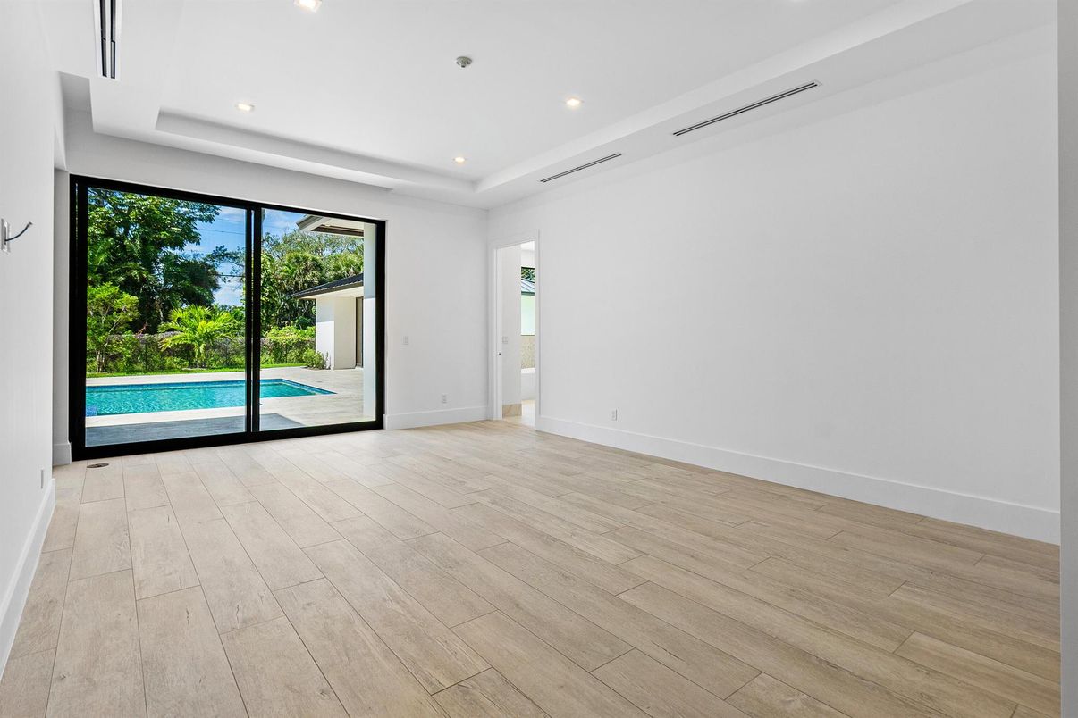Empty room, Interior, Recessed Lighting, Wood Texture Flooring