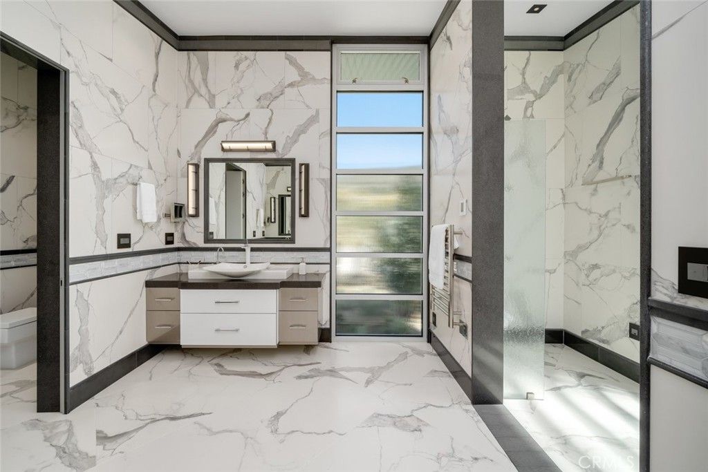 Bathroom, Dual Sink Vanities, Interior, Marble, Marble Walls