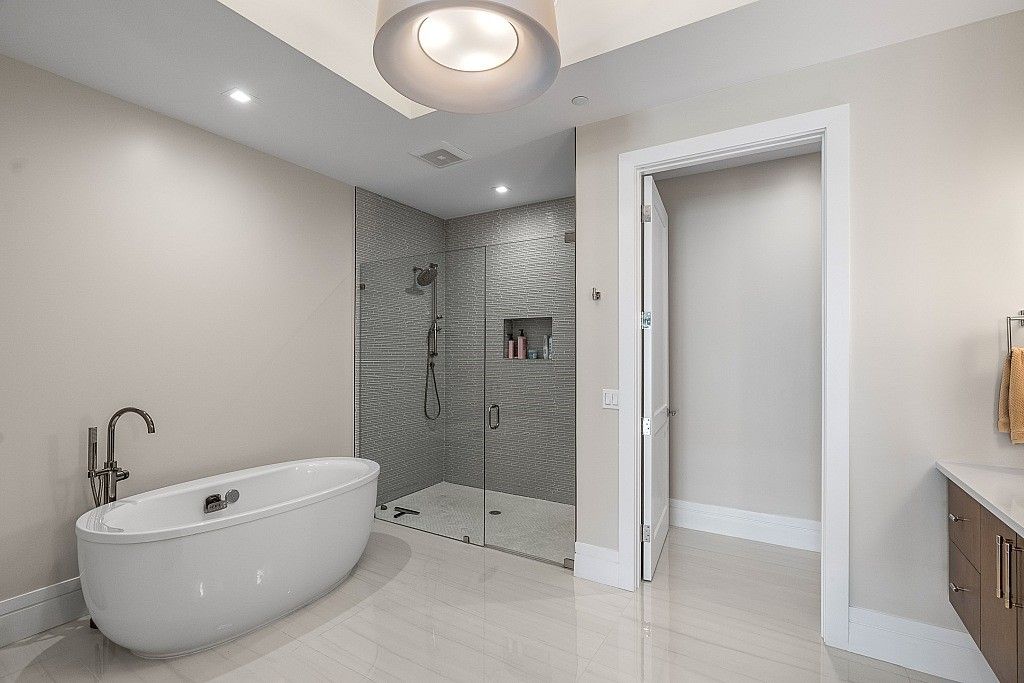 Bathroom, Free Standing Baths, Glass Shower, Interior, Recessed Lighting