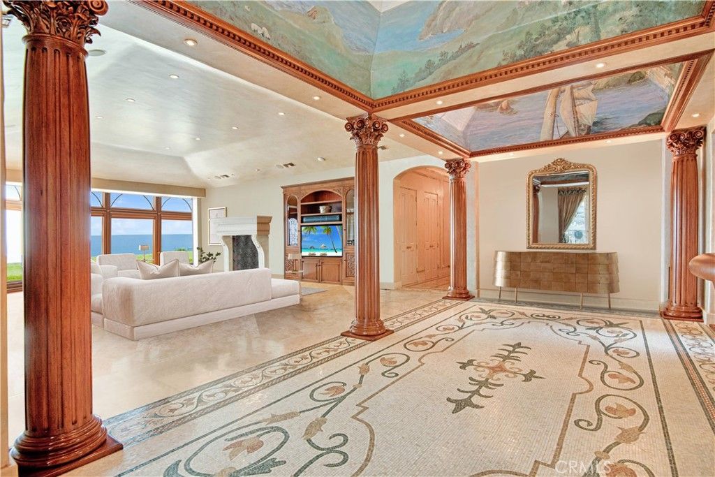 Fireplace, Interior, Recessed Lighting, Water