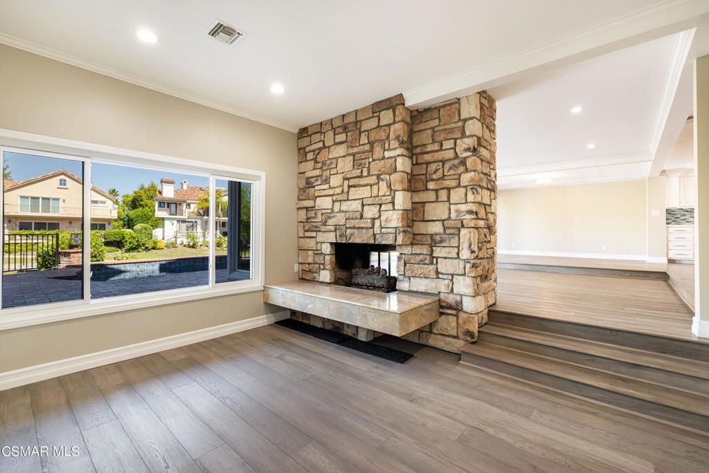 Fireplace, Interior, Recessed Lighting, Wood Texture Flooring
