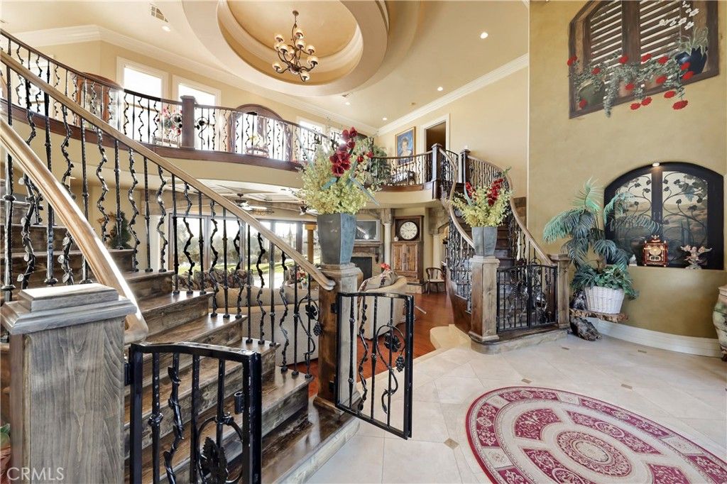 Chandelier, Interior, Recessed Lighting