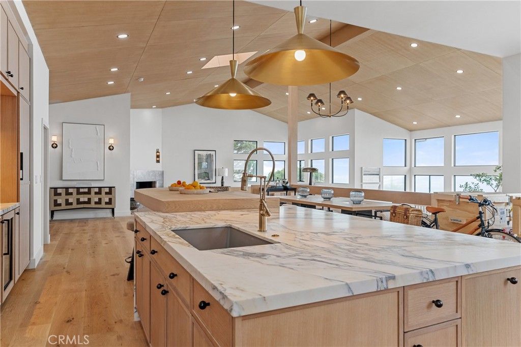 Interior, Kitchen, Pendant Lights, Recessed Lighting, Wood Texture Flooring