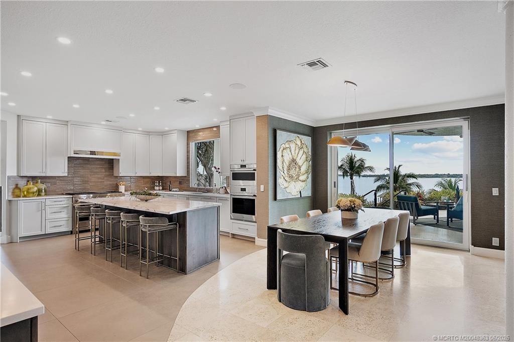 Dining room, Interior, Kitchen, Pendant Lights, Recessed Lighting, Stainless Steel Appliances, Water