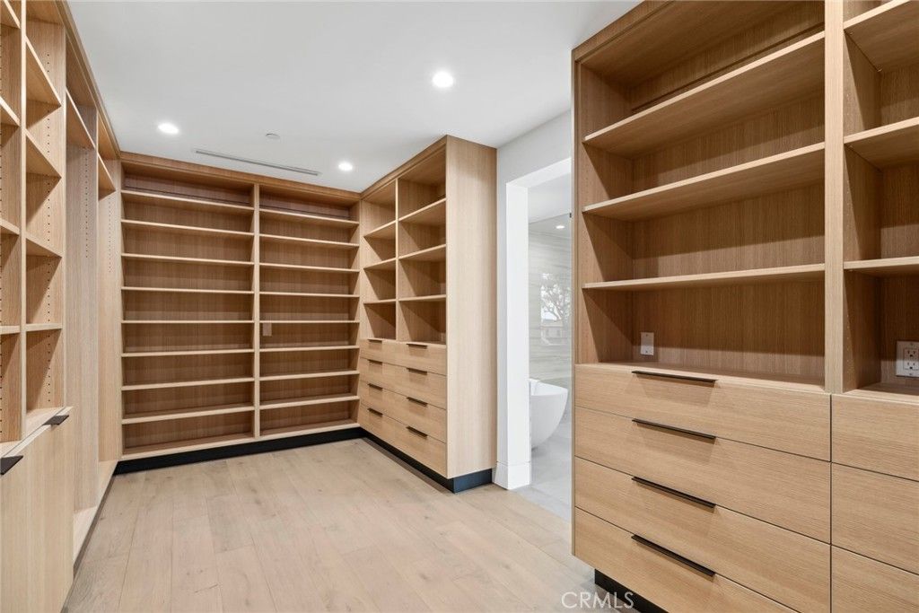 Interior, Recessed Lighting, Walk-in Closets, Wood Texture Flooring
