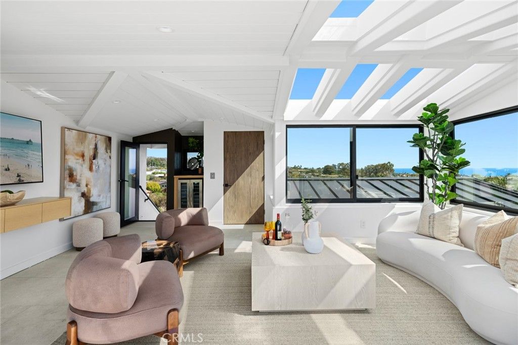Interior, Living room, Recessed Lighting, Water
