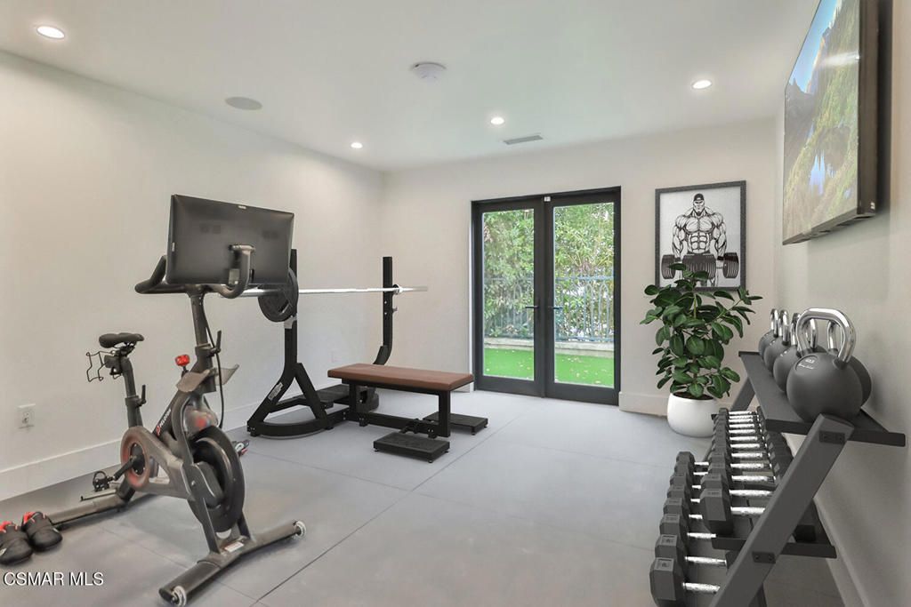 Fitness Equipment, Interior, Recessed Lighting