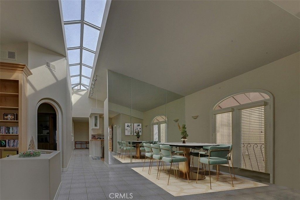 Dining room, Interior