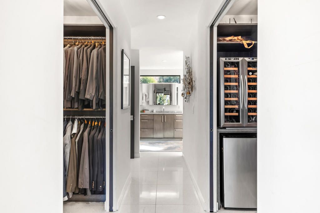 Interior, Recessed Lighting, Walk-in Closets