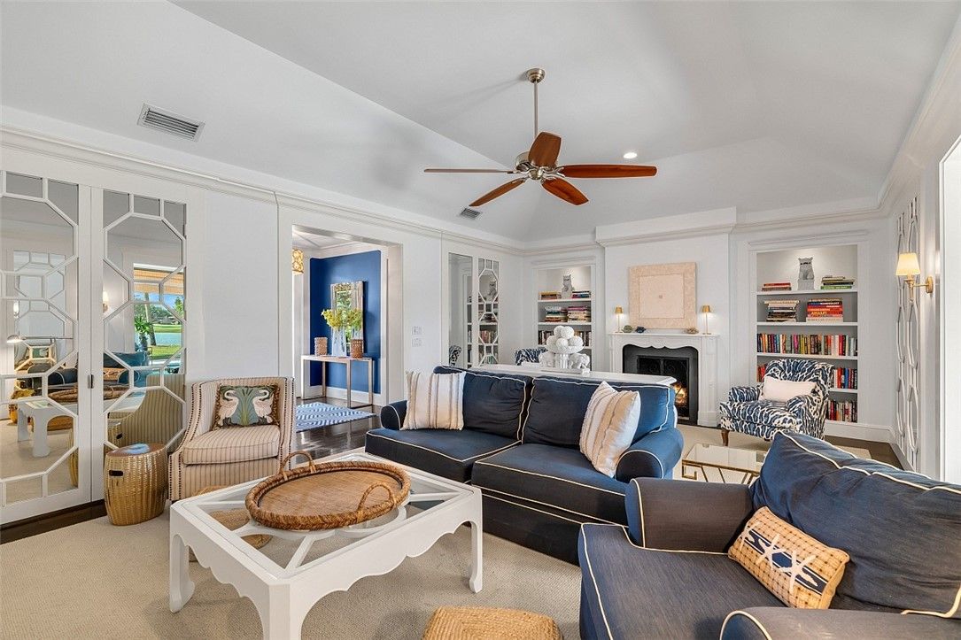 Fireplace, Interior, Living room, Recessed Lighting
