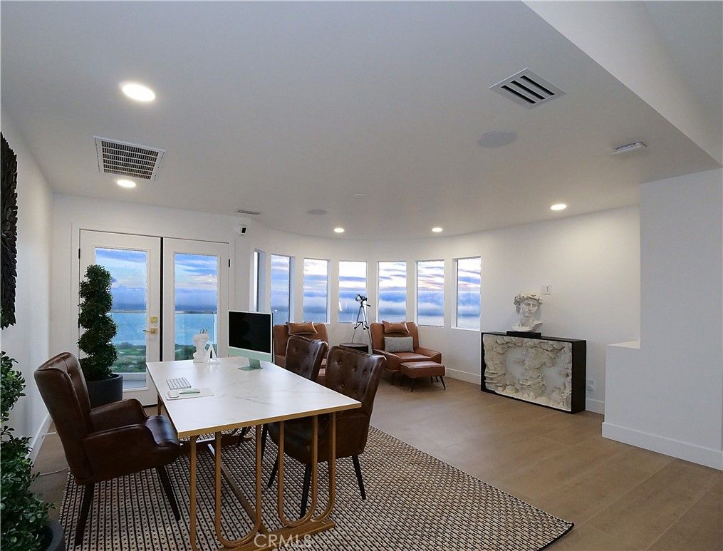 Dining room, Interior, Recessed Lighting, Water, Wood Texture Flooring